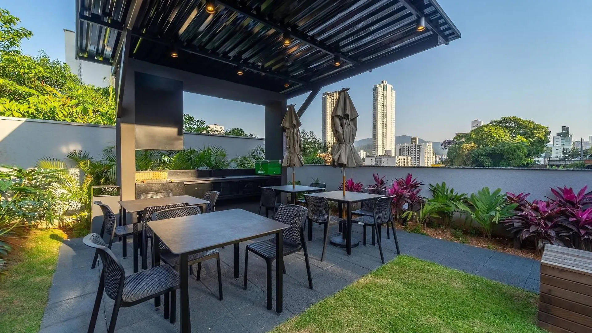 公寓 Edificio Up - Loft Proximo A Vila Germanica E Furb Com Vaga. 布卢梅瑙 巴西