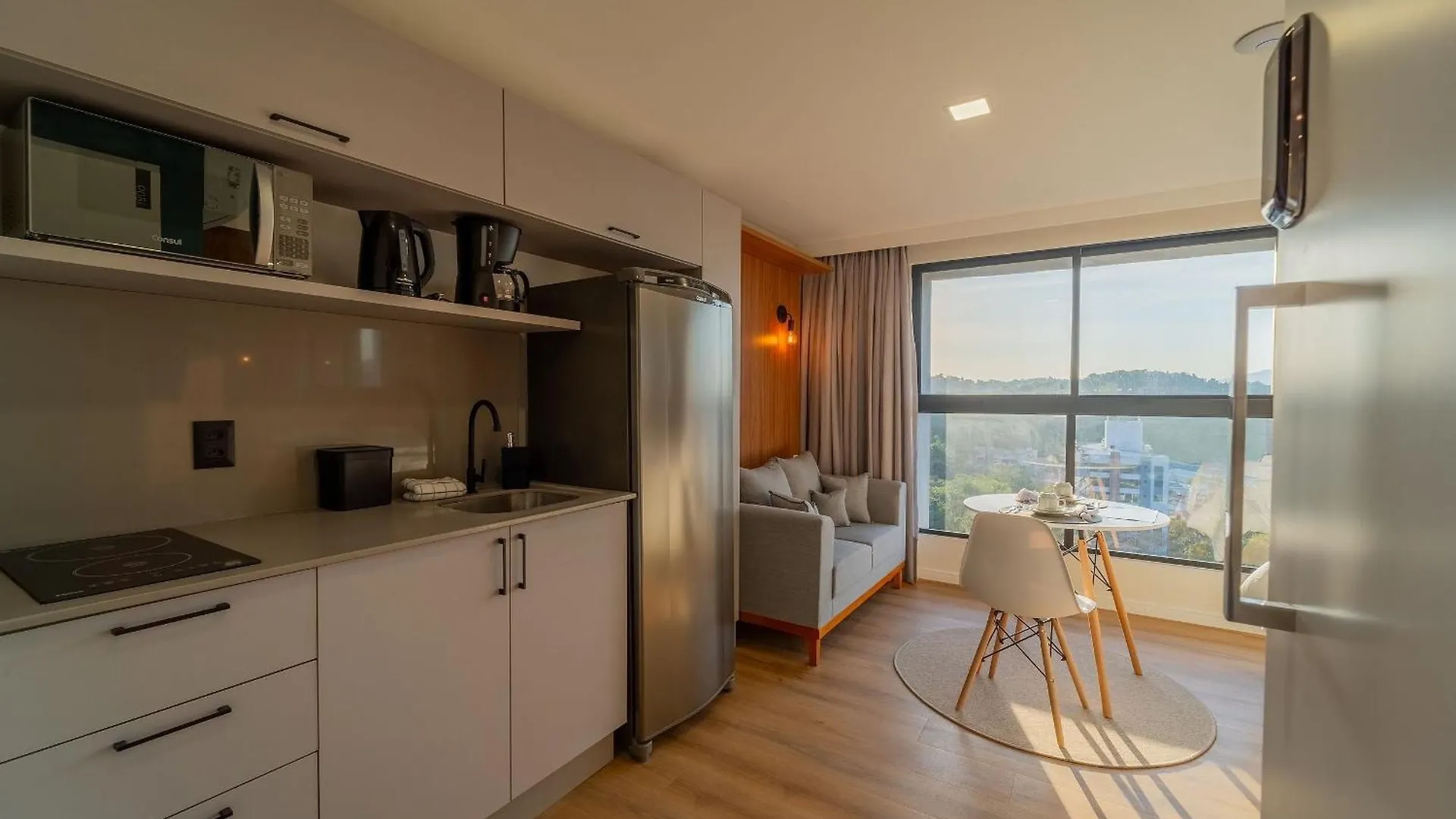 公寓 Edificio Up - Loft Proximo A Vila Germanica E Furb Com Vaga. 布卢梅瑙