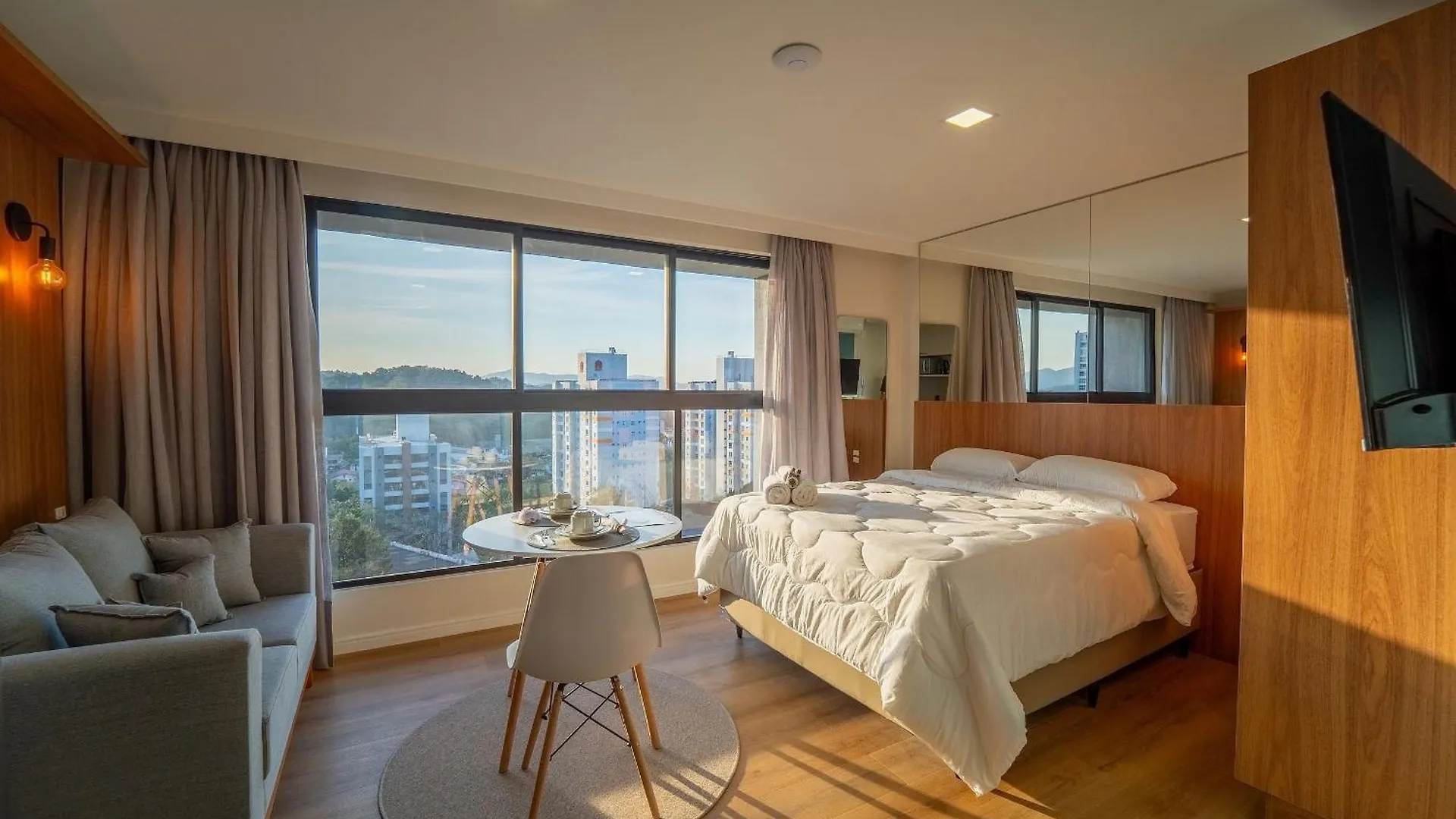 Edificio Up - Loft Proximo A Vila Germanica E Furb Com Vaga. 布卢梅瑙 0*,