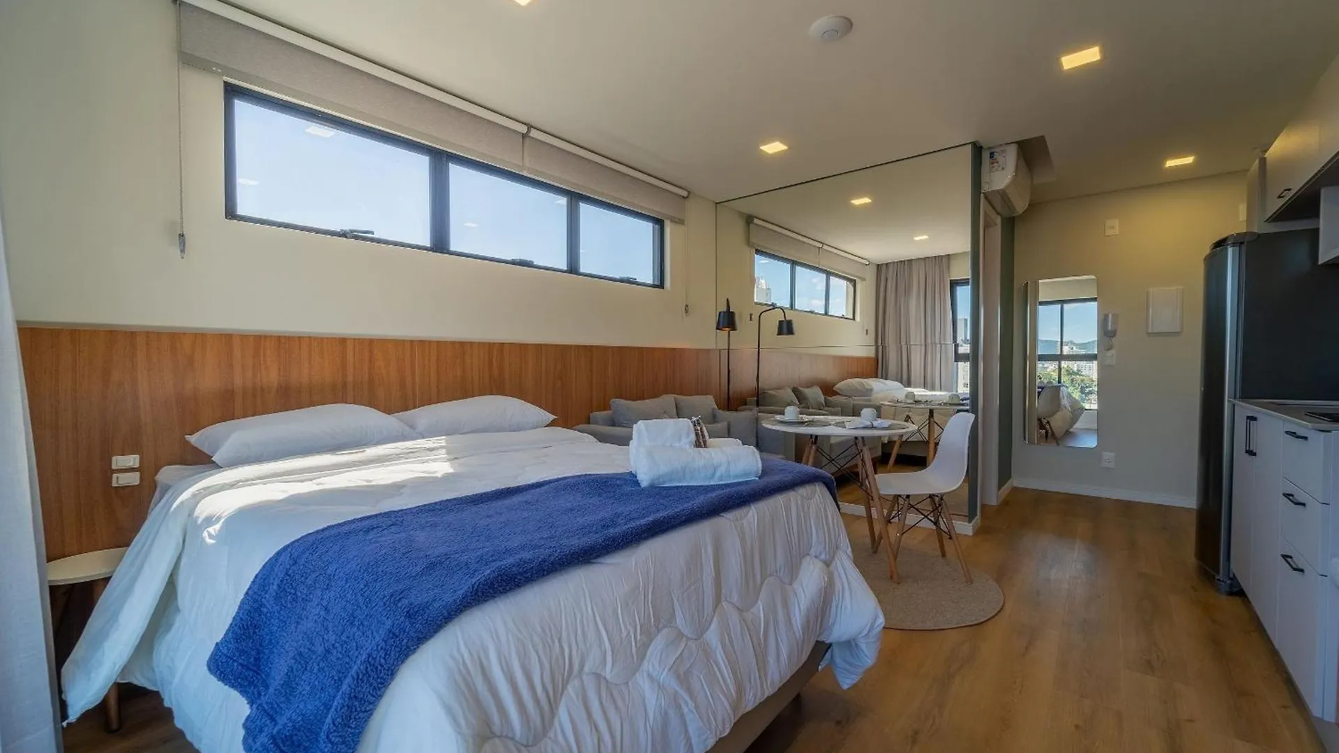 Edificio Up - Loft Proximo A Vila Germanica E Furb Com Vaga. 布卢梅瑙 0*,  巴西